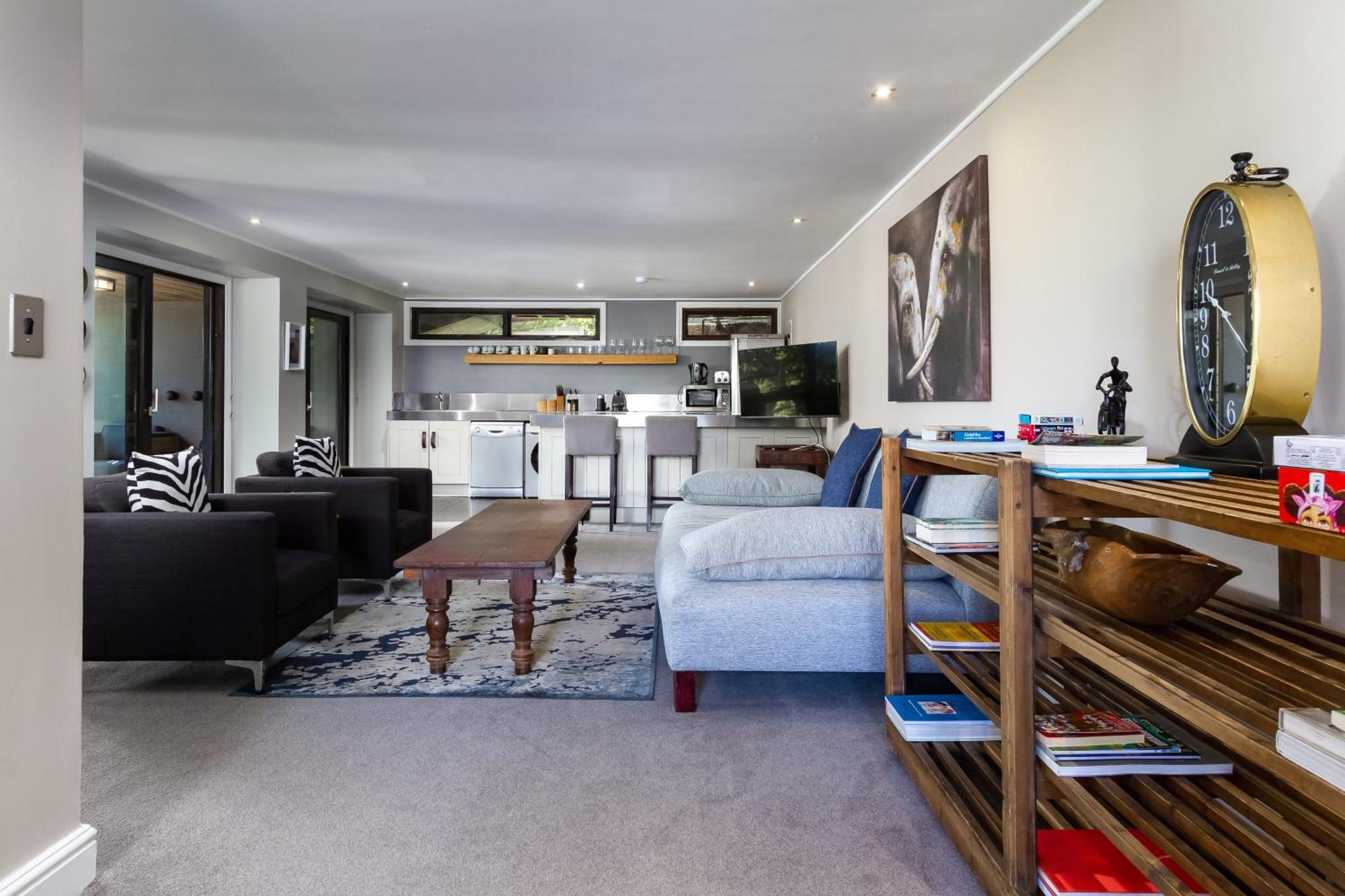 Sweet Greta - Terrace With Solar Power * Cape Town